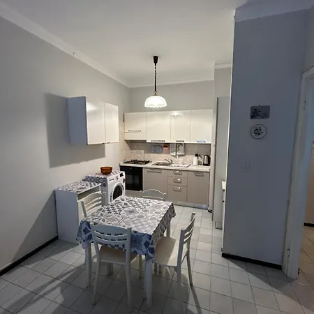 Apartment La Casa Di Roby E Fede By Portofinovacanze Rapallo